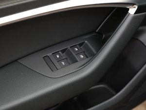 202045 TFSI quattro x п؅^