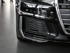 202045 TFSI quattro Ӹ ^