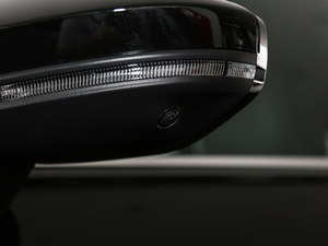 202045 TFSI quattro Ӹ ^