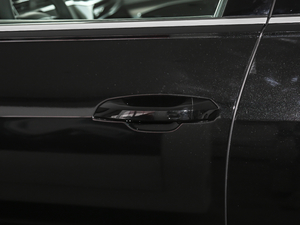 202045 TFSI quattro Ӹ {T