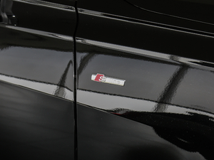 202045 TFSI quattro Ӹ ^