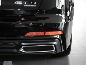 202045 TFSI quattro Ӹ ^