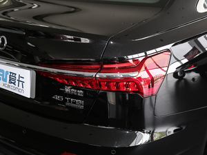 202045 TFSI quattro Ӹ ^