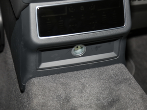 202045 TFSI quattro Ӹ g