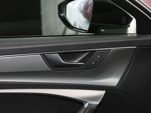 202045 TFSI quattro Ӹ g