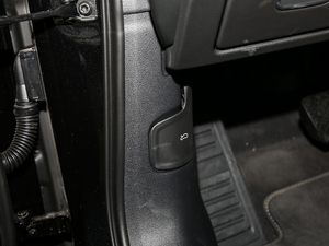 202045 TFSI quattro Ӹ g