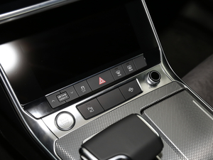 202045 TFSI quattro Ӹ п؅^