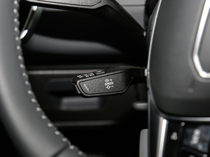 202045 TFSI quattro Ӹ п؅^