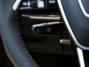 202040 TFSI A п؅^(q)