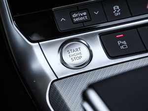 202040 TFSI A п؅^(q)