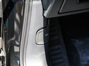 202040 TFSI A п؅^(q)