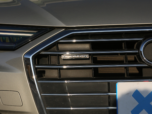 202045 TFSI quattro  (x)(ji)^