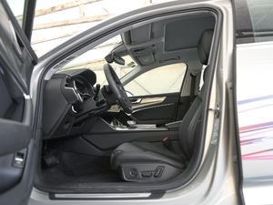 202045 TFSI quattro  ǰſg