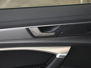 202045 TFSI quattro  g