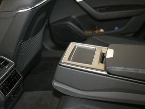 202045 TFSI quattro  g