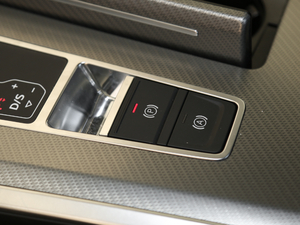 202045 TFSI quattro  v܇Ƅ