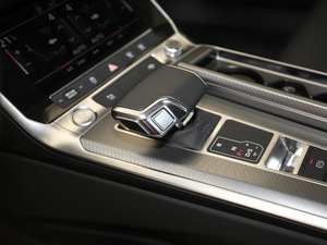 202045 TFSI quattro  QU