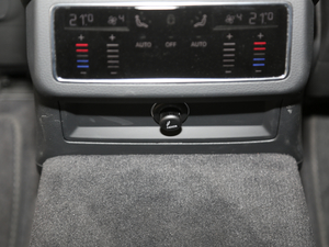 202045 TFSI quattro  п؅^