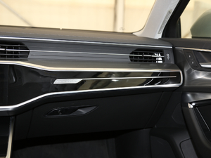 202045 TFSI quattro  п؅^