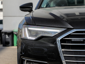 202045 TFSI quattro  ^