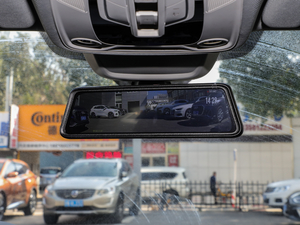 202045 TFSI quattro  ܇ȺҕR