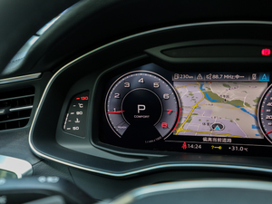 202045 TFSI quattro  п؅^