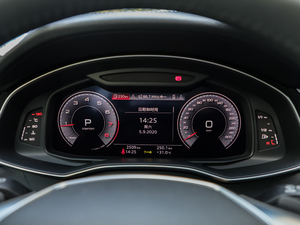 202045 TFSI quattro  x