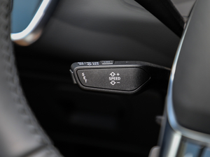 202045 TFSI quattro  п؅^