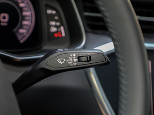 202045 TFSI quattro  п؅^