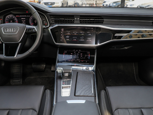 202045 TFSI quattro  п_