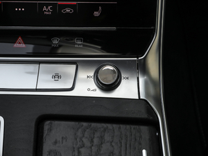 202045 TFSI quattro  {