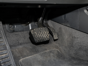 202045 TFSI quattro  п؅^