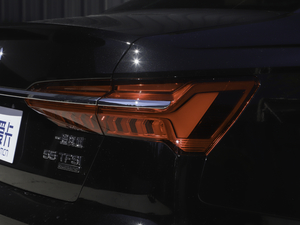 202055 TFSI quattro  ^