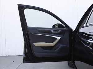 202055 TFSI quattro  {λ܇T