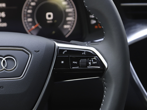 202055 TFSI quattro  п؅^