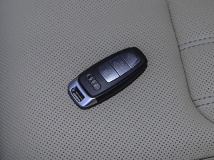 202055 TFSI quattro  ܇耳