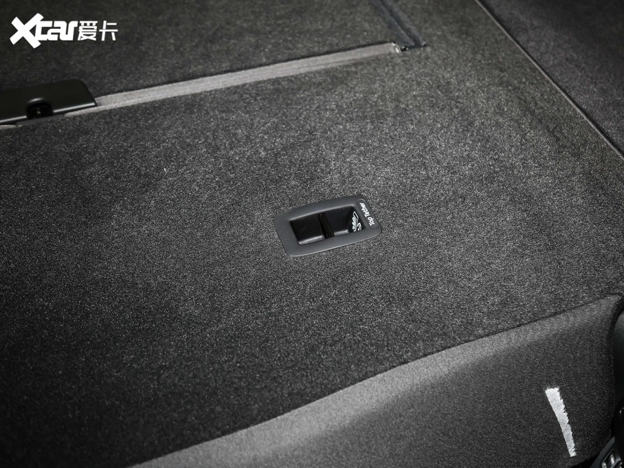 2020?yun)WQ3 45 TFSI quattro r(sh)Є(dng)