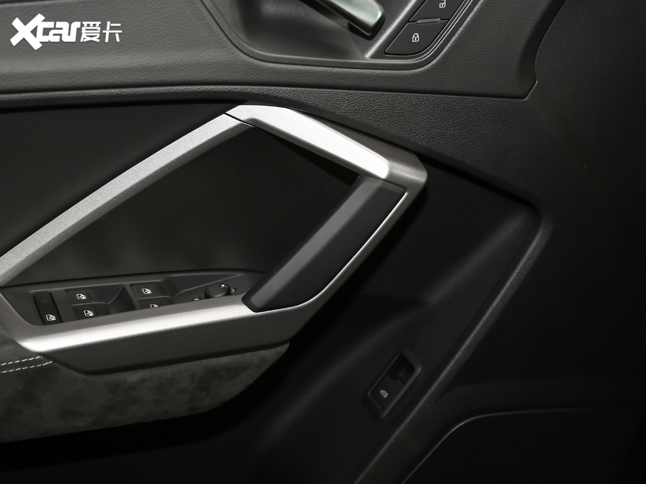 2020WQ3 45 TFSI quattro rЄӸ