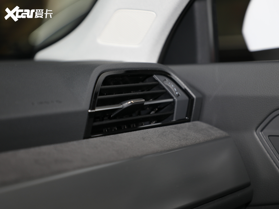 2020WQ3 40 TFSI rЄӸ