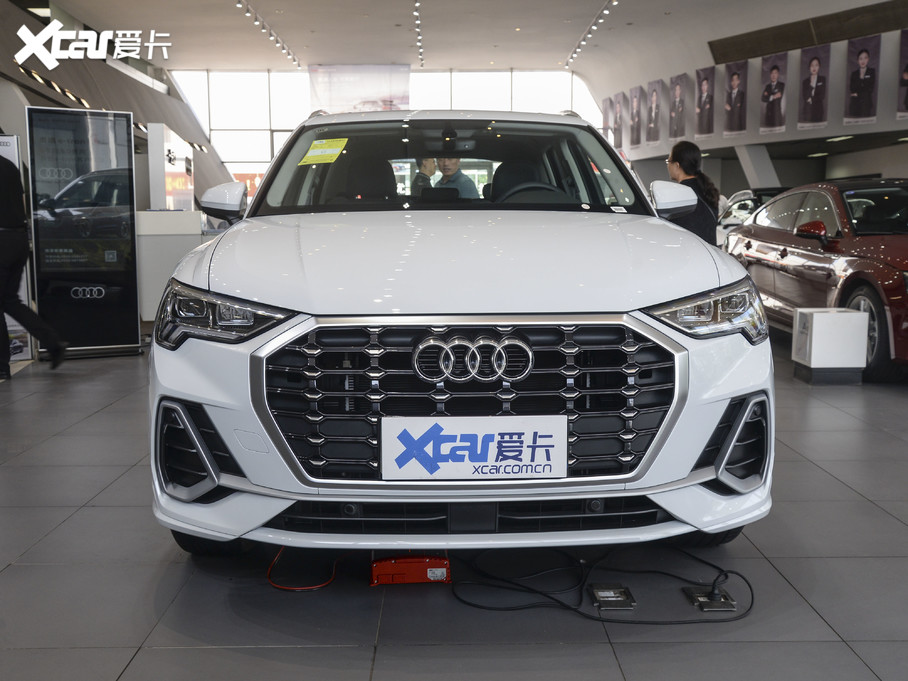 2020款奥迪q335 tfsi 进取动感型