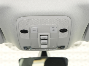 202035 TFSI r(sh)Є(dng) g