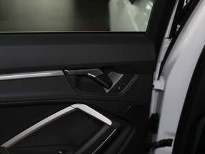 202040 TFSI r(sh)Є(dng) g