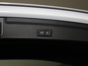 202040 TFSI r(sh)Є(dng) g