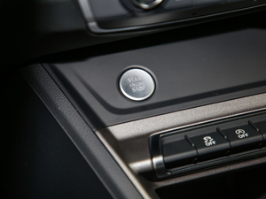 202040 TFSI rЄӸ п؅^(q)