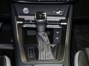 202040 TFSI r(sh)Є(dng) п؅^(q)