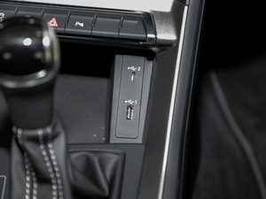 202035 TFSI M(jn)ȡӸ п؅^(q)