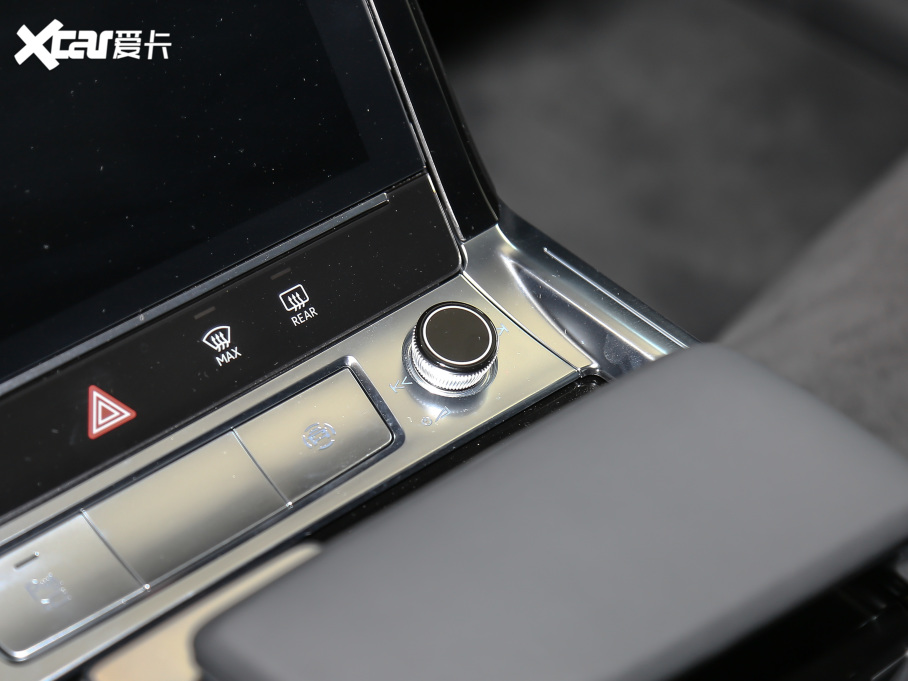 2021��W��e-tron 50 quattro ���x��