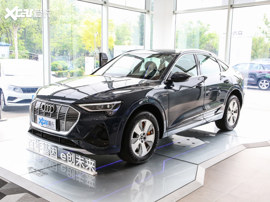 2021?yun)We-tron(M(jn)) Sportback 55 quattro A