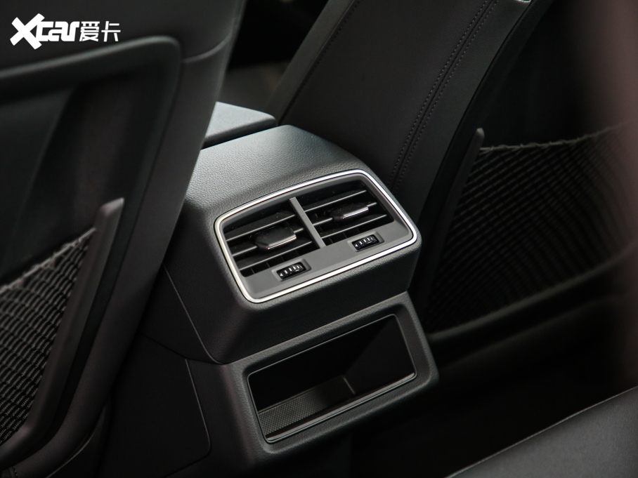 2021?yun)We-tron(M(jn)) Sportback 55 quattro A