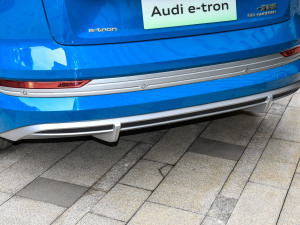 202150 quattro  (ji)^